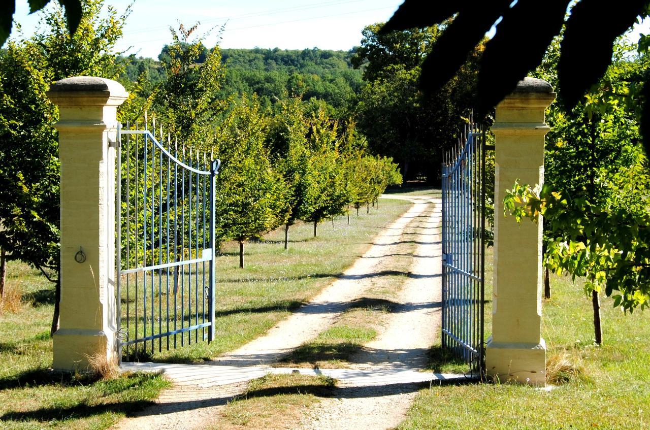 Saint-Cirq  La Charmeraie Bed & Breakfast エクステリア 写真